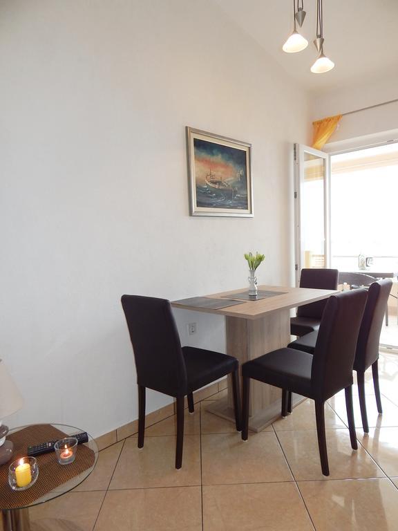 Apartments Nedjeljka Ražanj Chambre photo